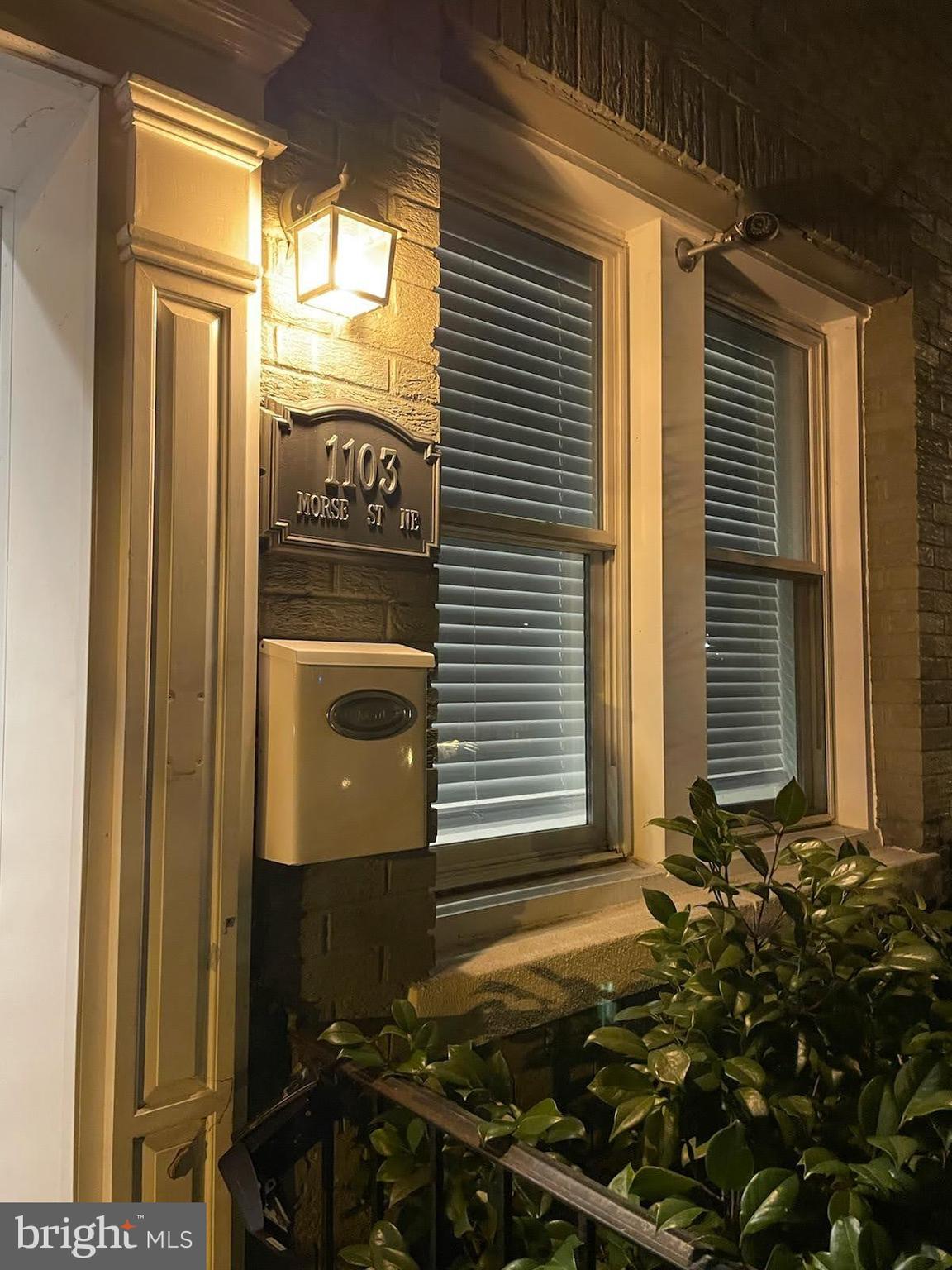 1103 MORSE STREET NE