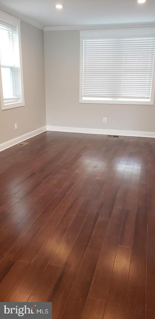 1103 MORSE STREET NE