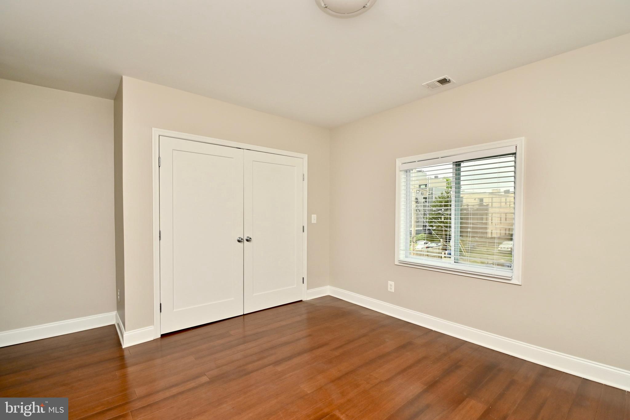 1103 MORSE STREET NE