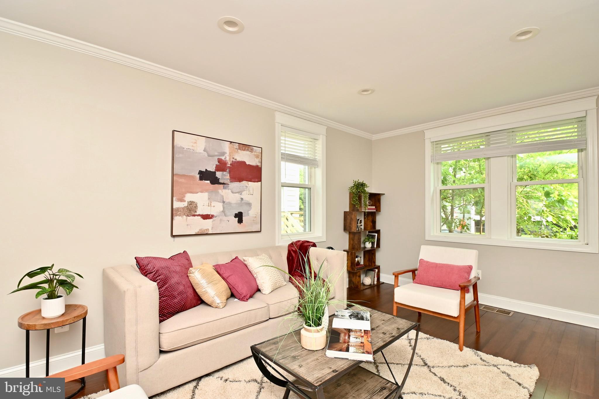 1103 MORSE STREET NE