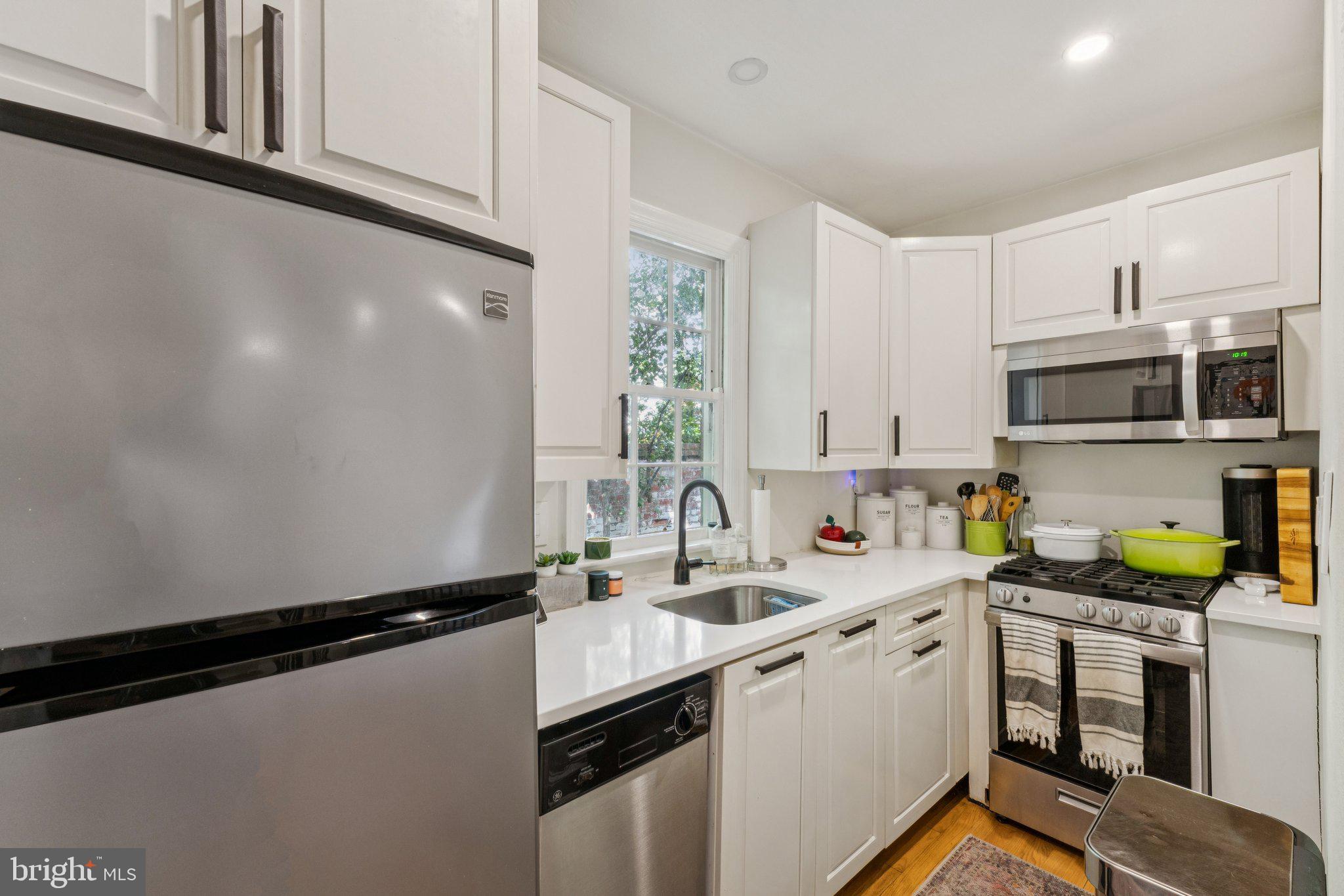 1244 28th St NW