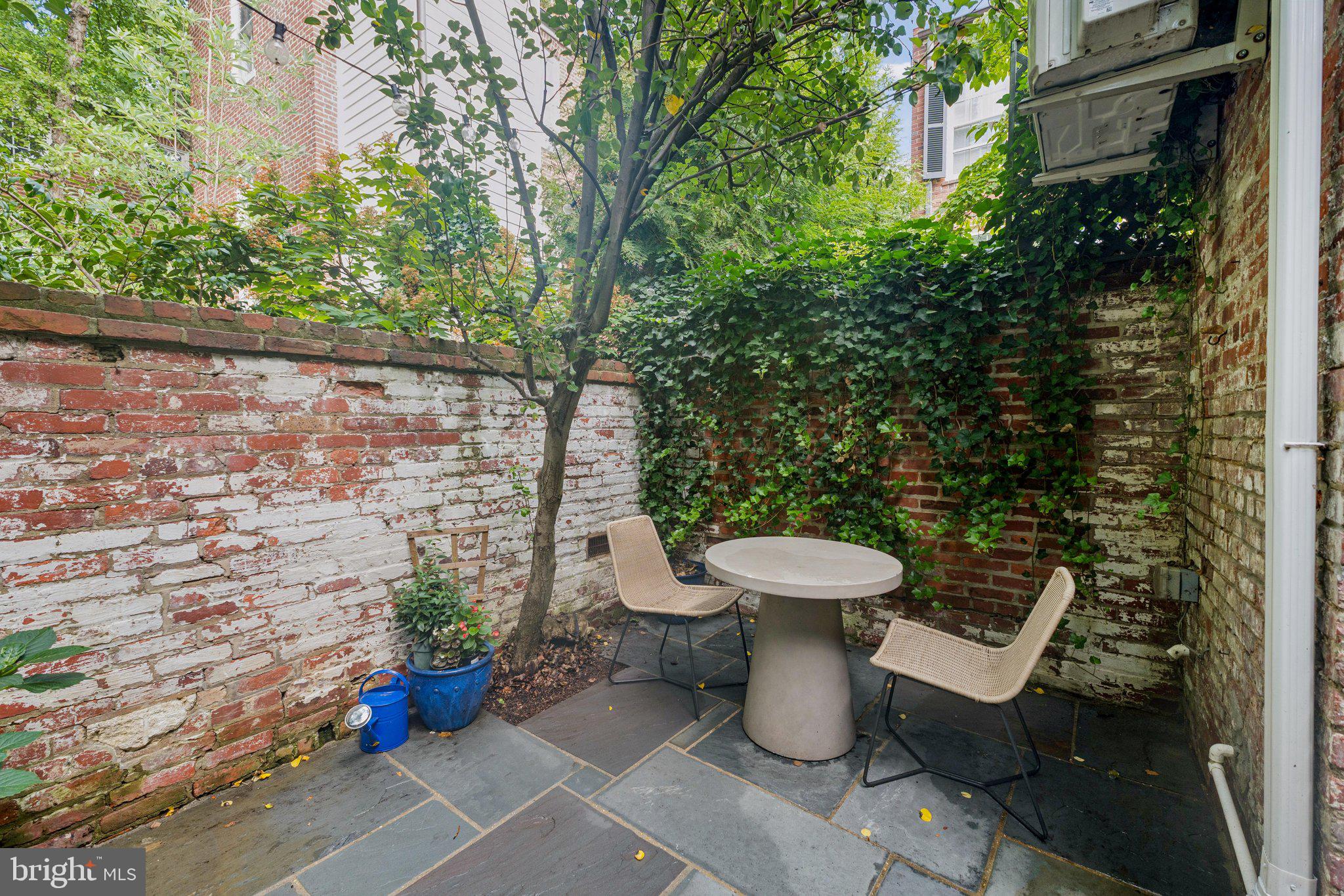1244 28th St NW