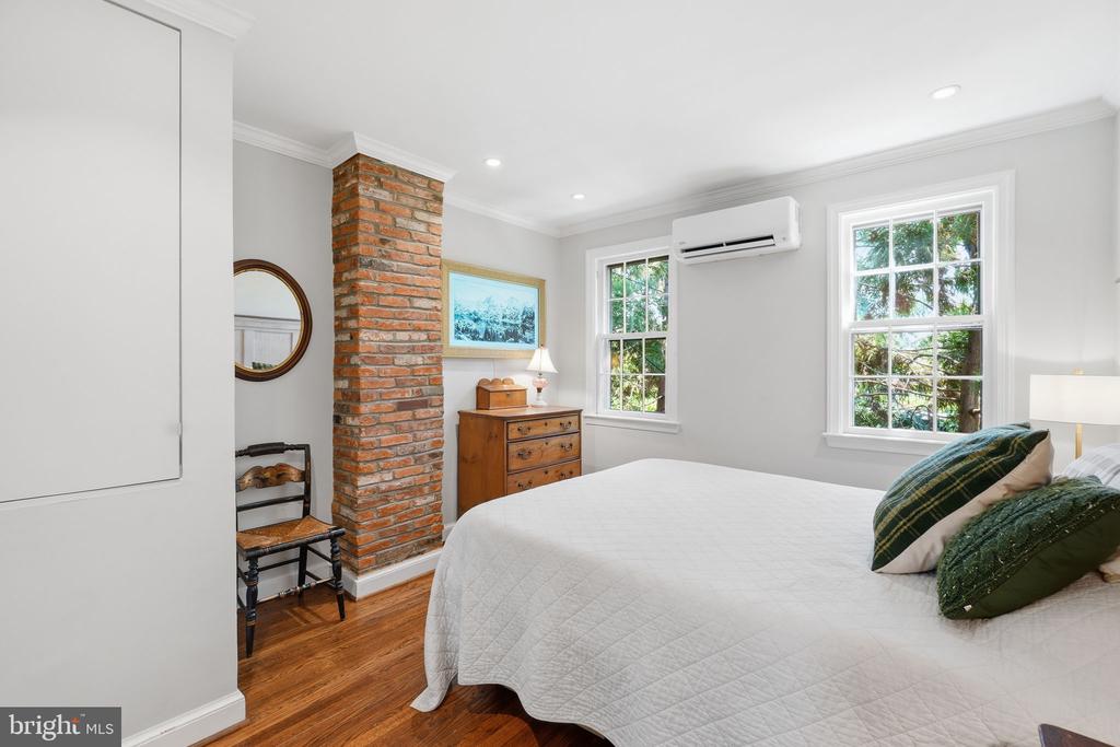 5 POMANDER WALK NW