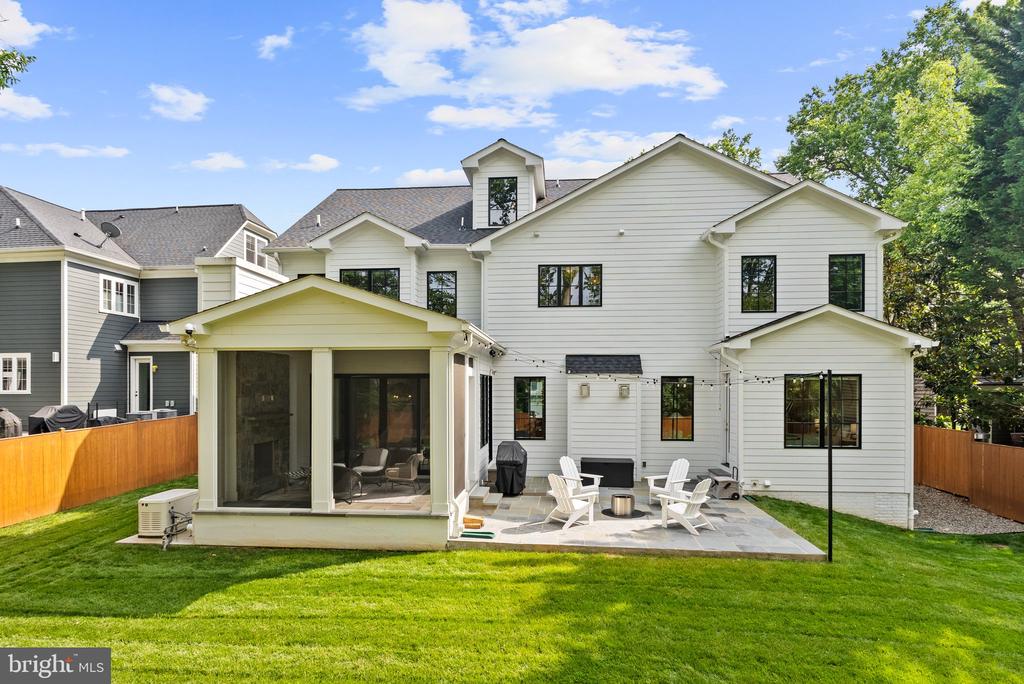6213 DAHLONEGA ROAD