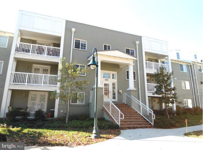 4061 S Four Mile Run Dr #102