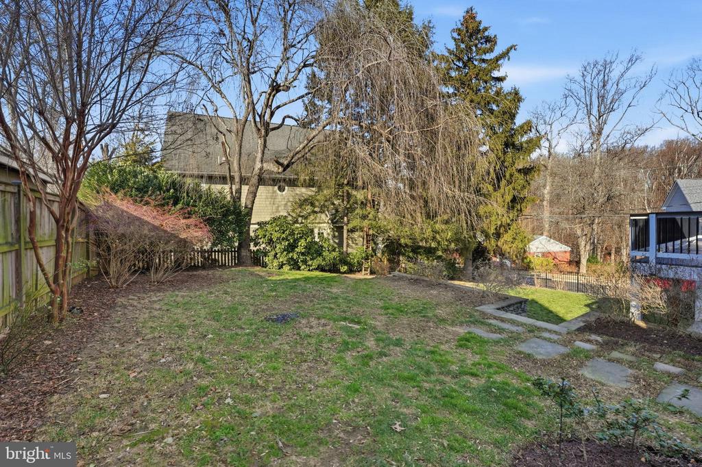 4324 37TH ROAD N