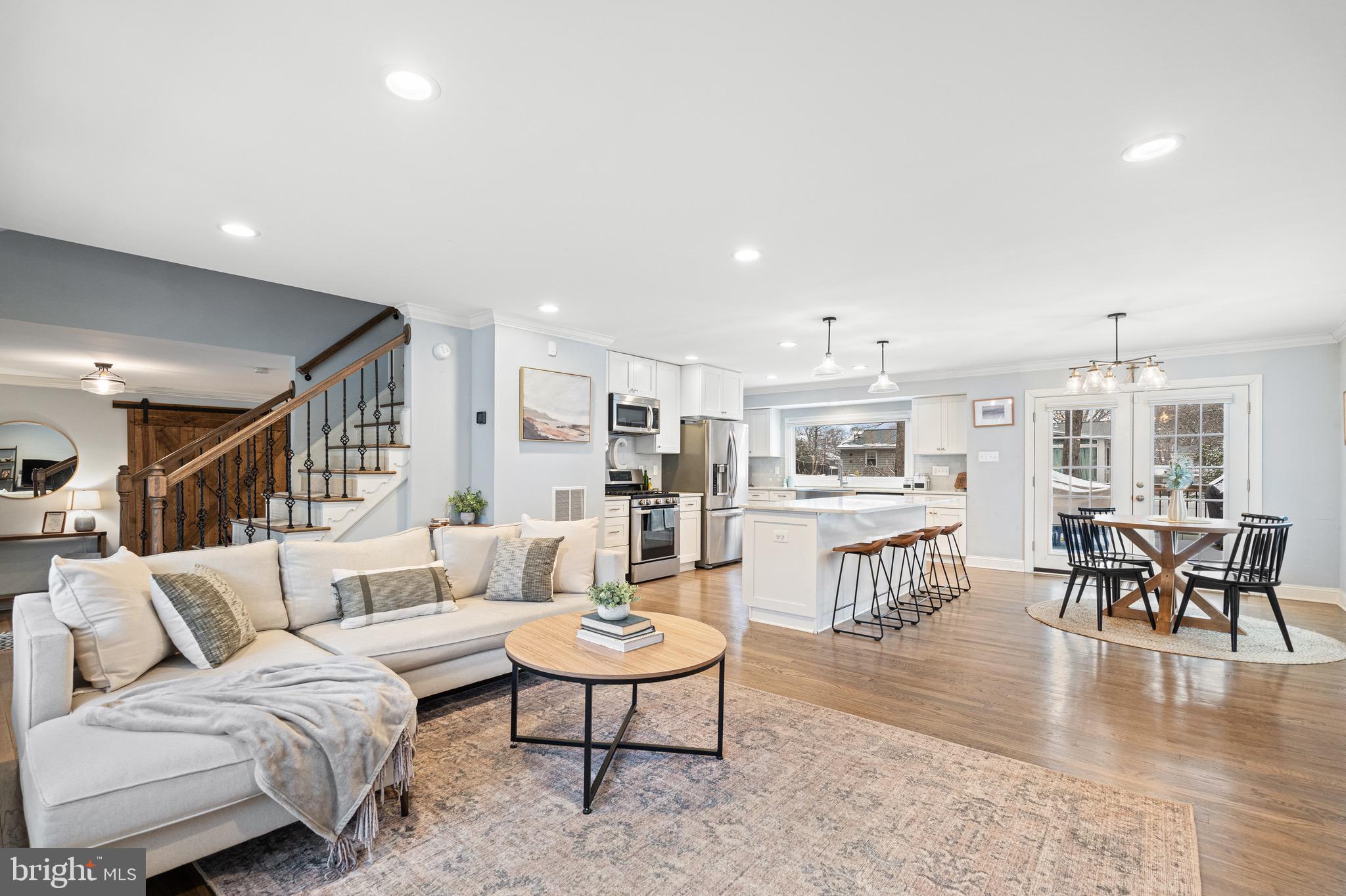 8511 Cherry Valley Ln