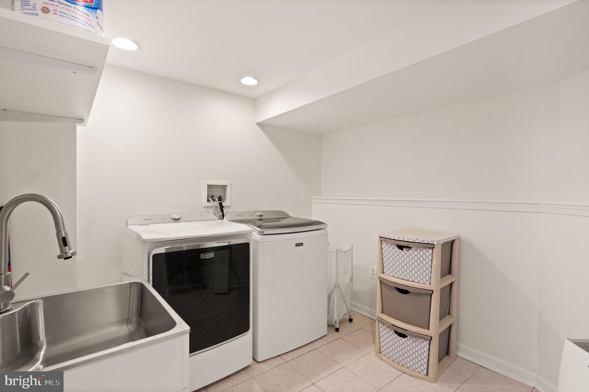 9817 New England Woods Ct