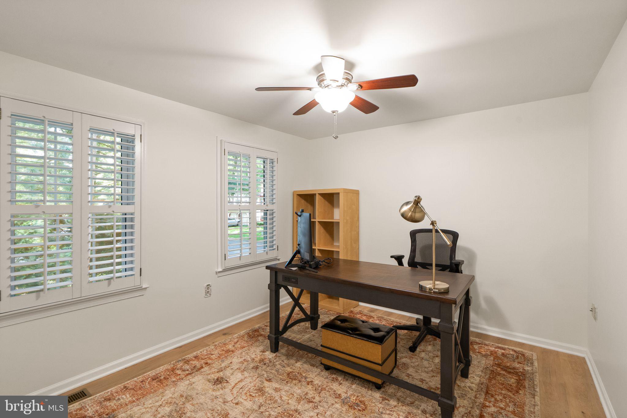 9817 New England Woods Ct