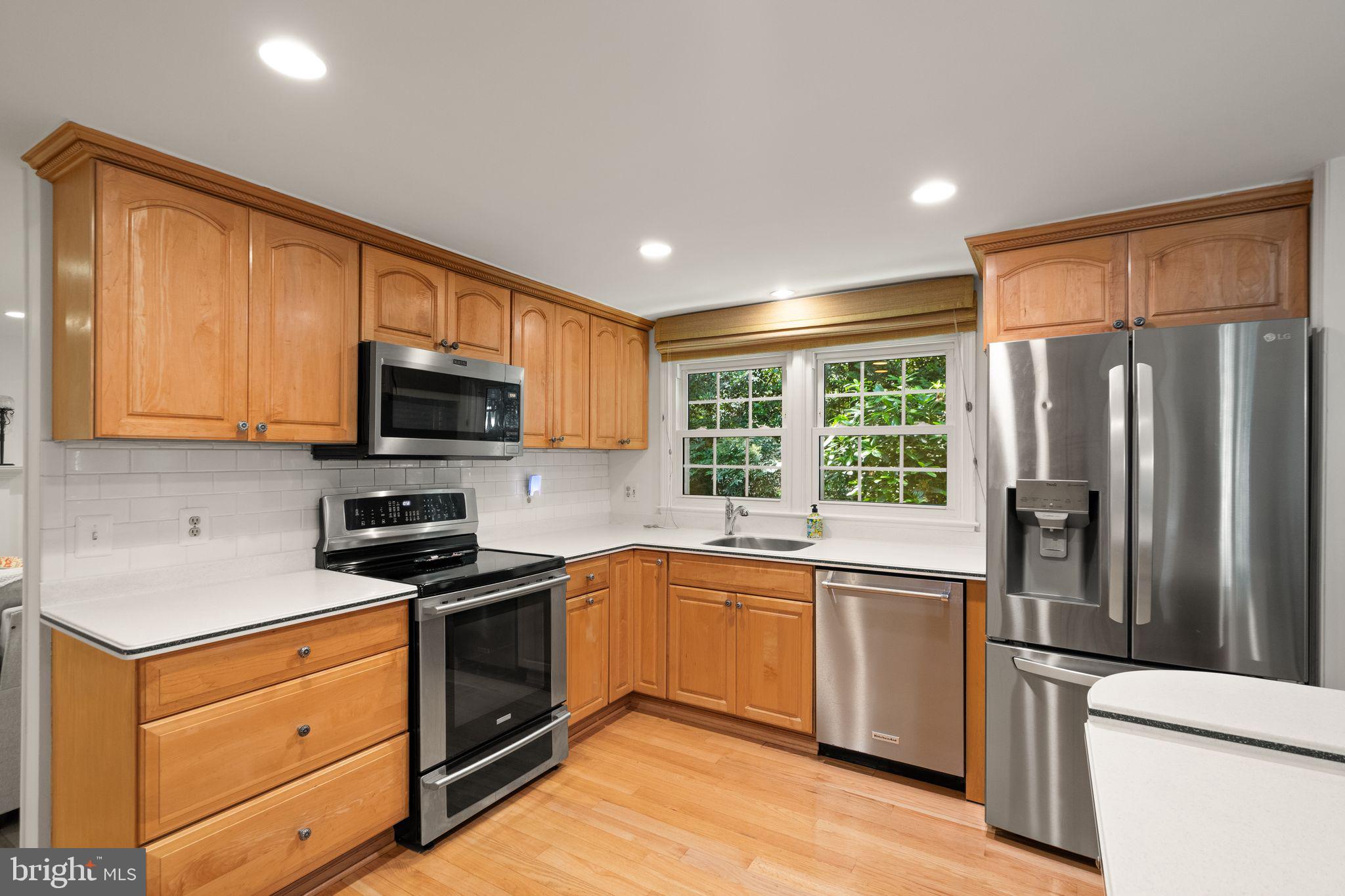 9817 New England Woods Ct