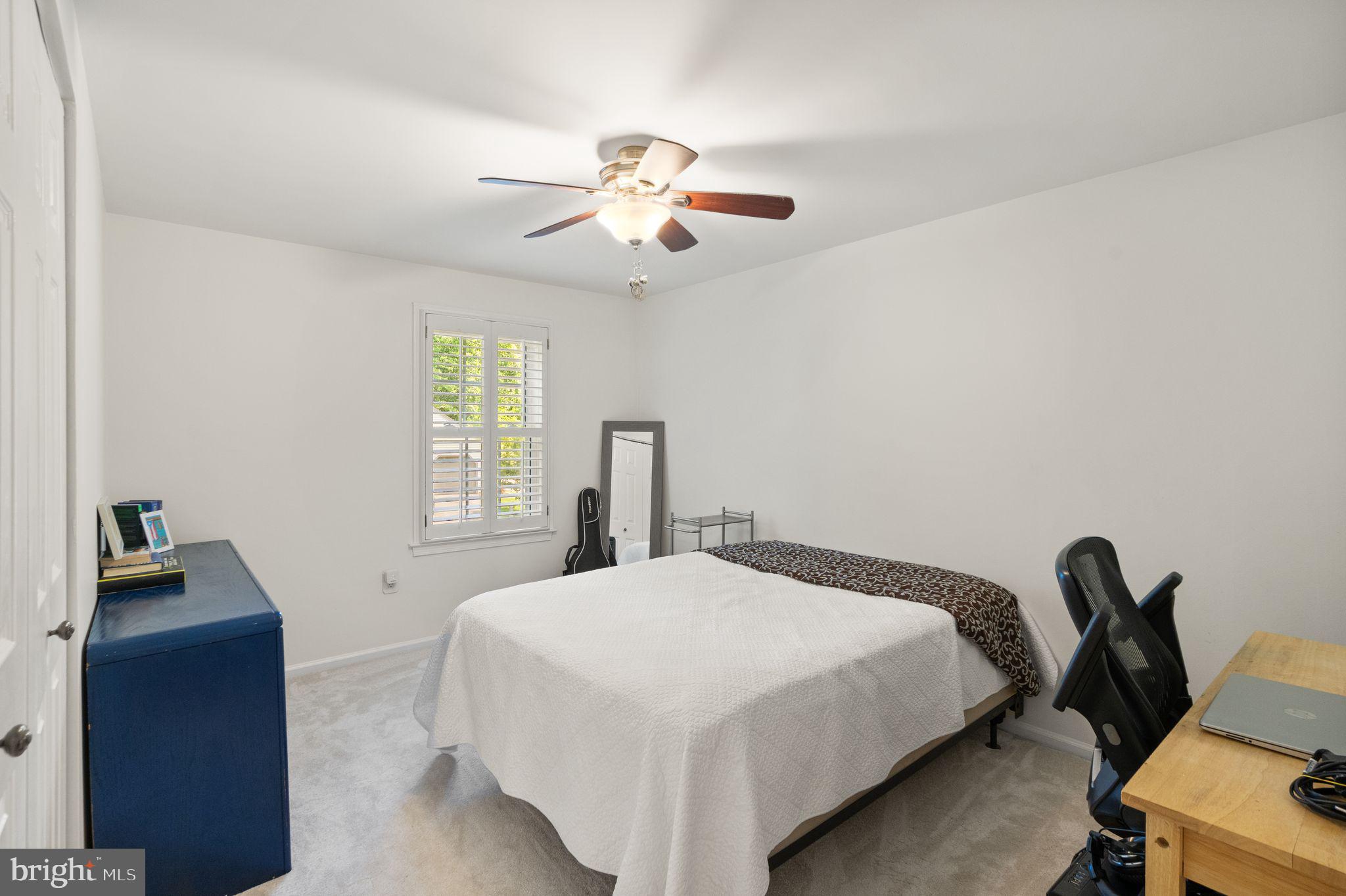 9817 New England Woods Ct