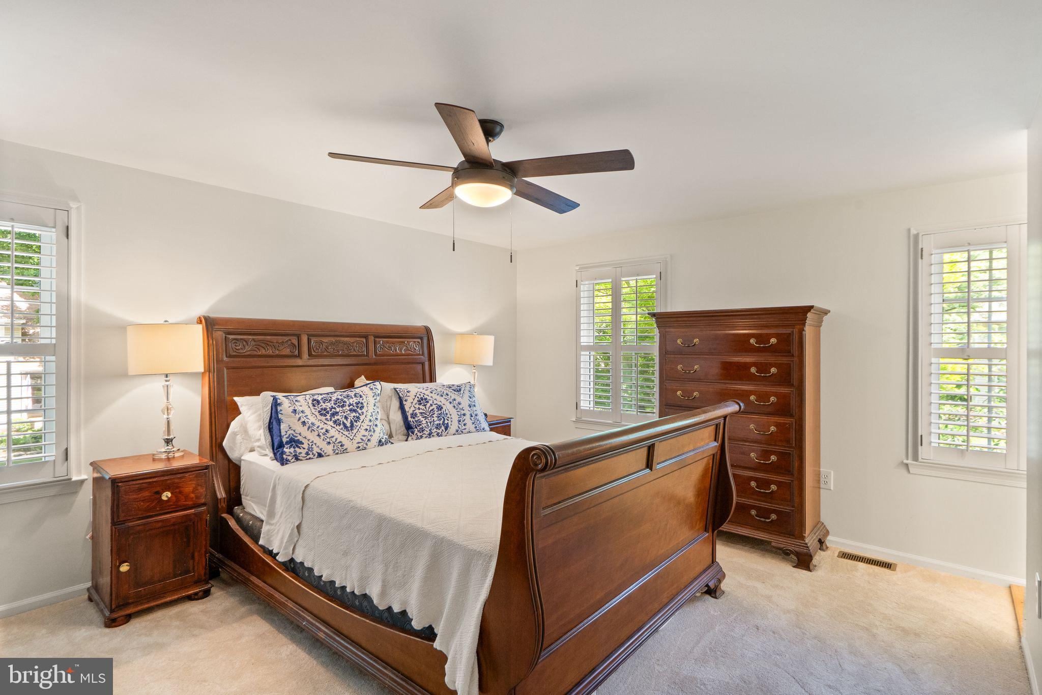 9817 New England Woods Ct