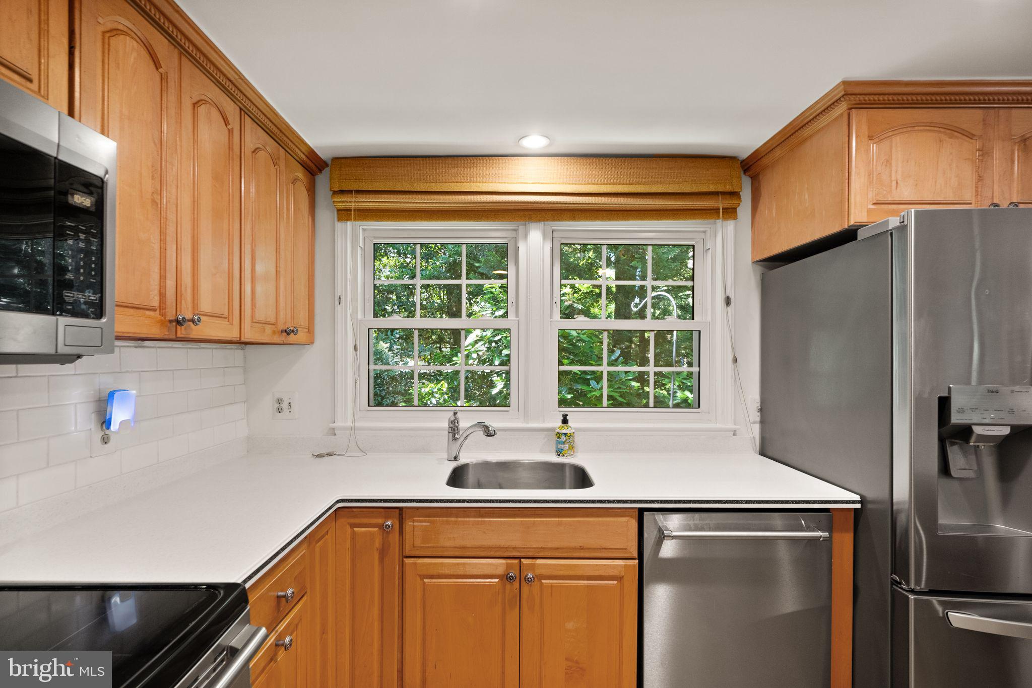 9817 New England Woods Ct