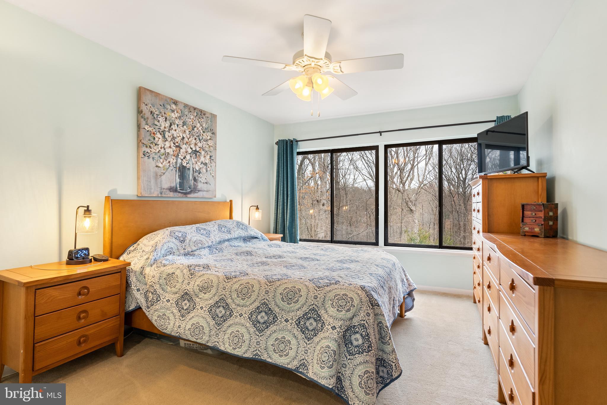 11512 Hearthstone Ct
