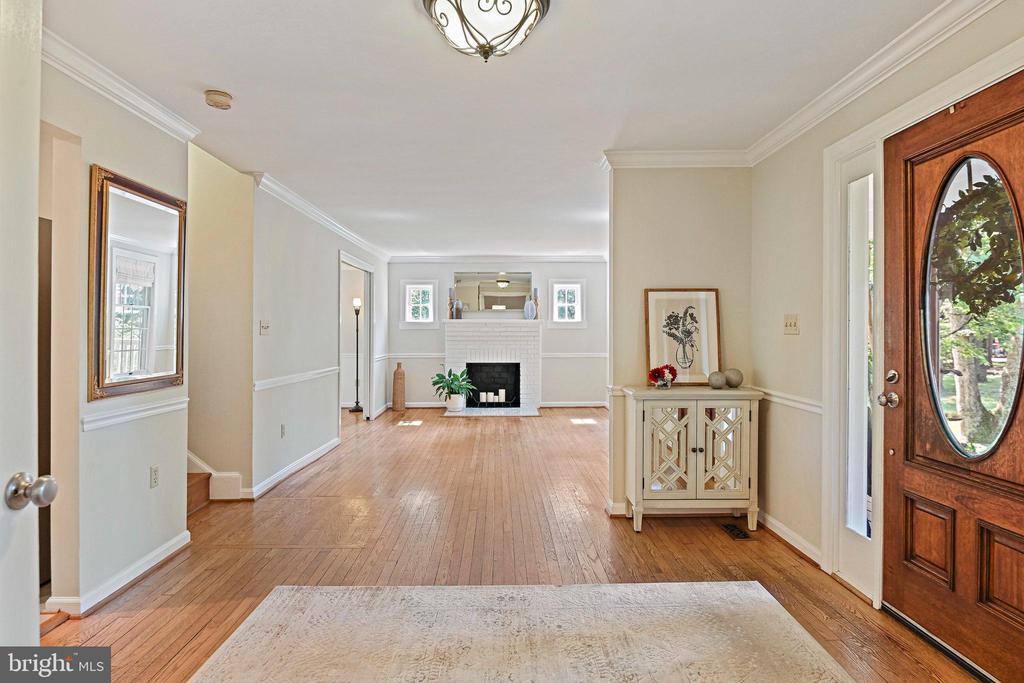 8012 ELM PLACE