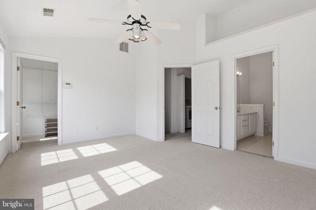 12880 FAIR VALLEY COURT