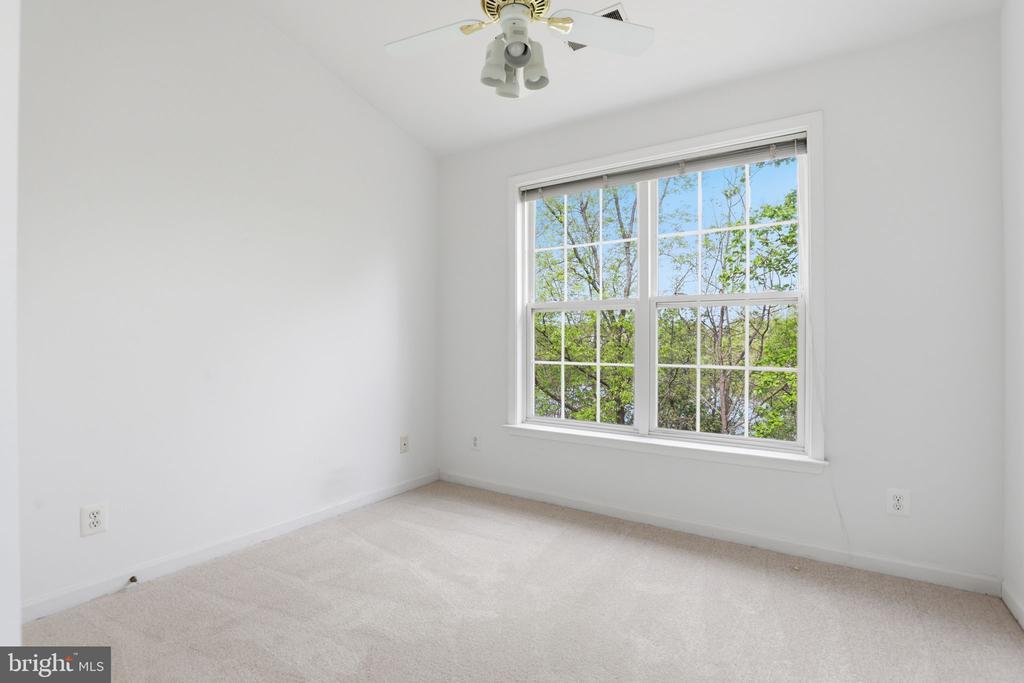 12880 FAIR VALLEY COURT