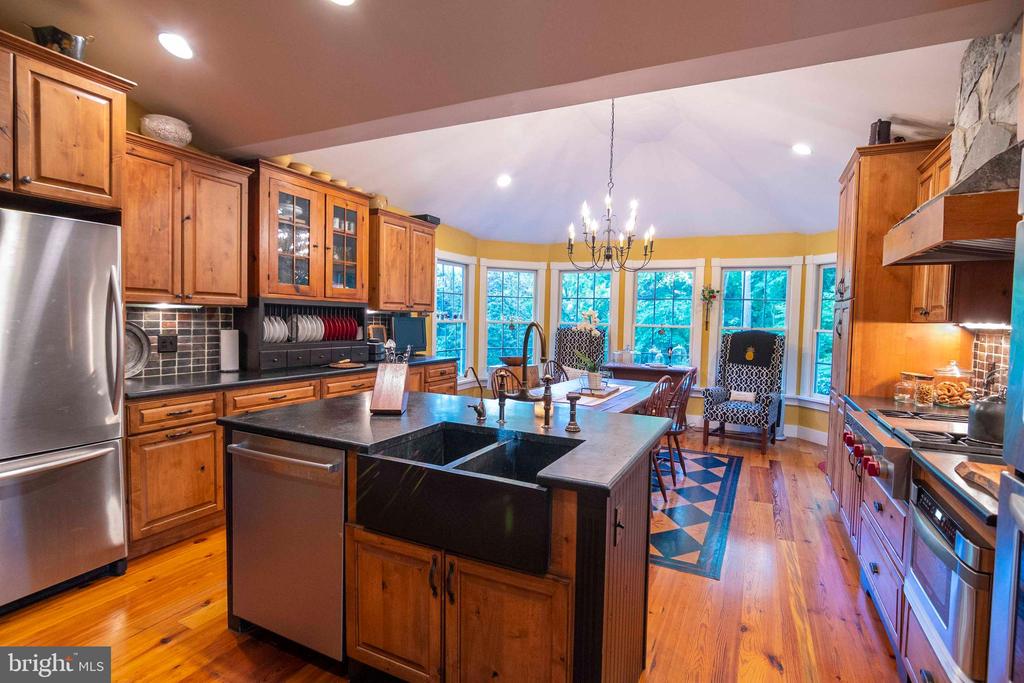 303 Orchard Dr