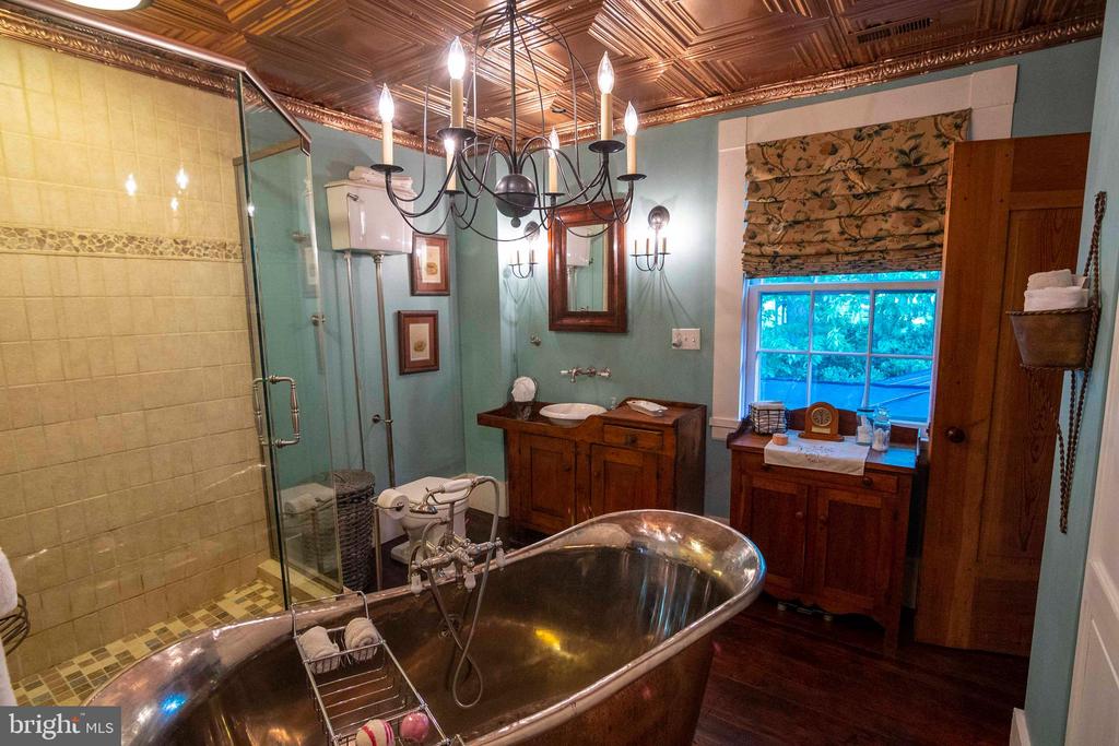 303 Orchard Dr