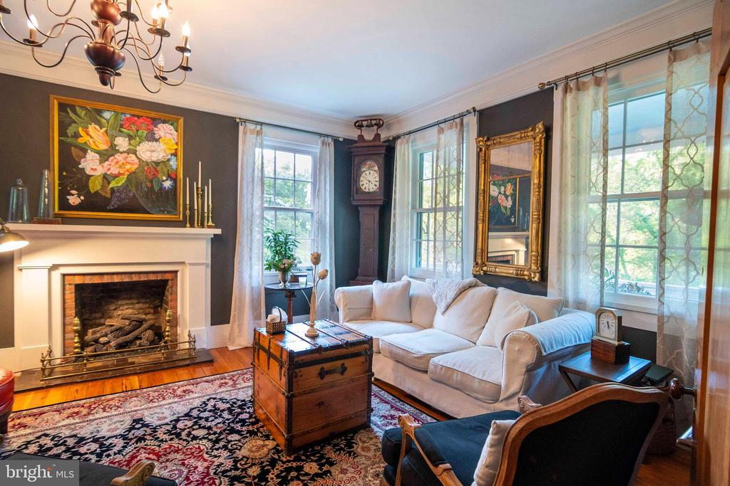 303 Orchard Dr