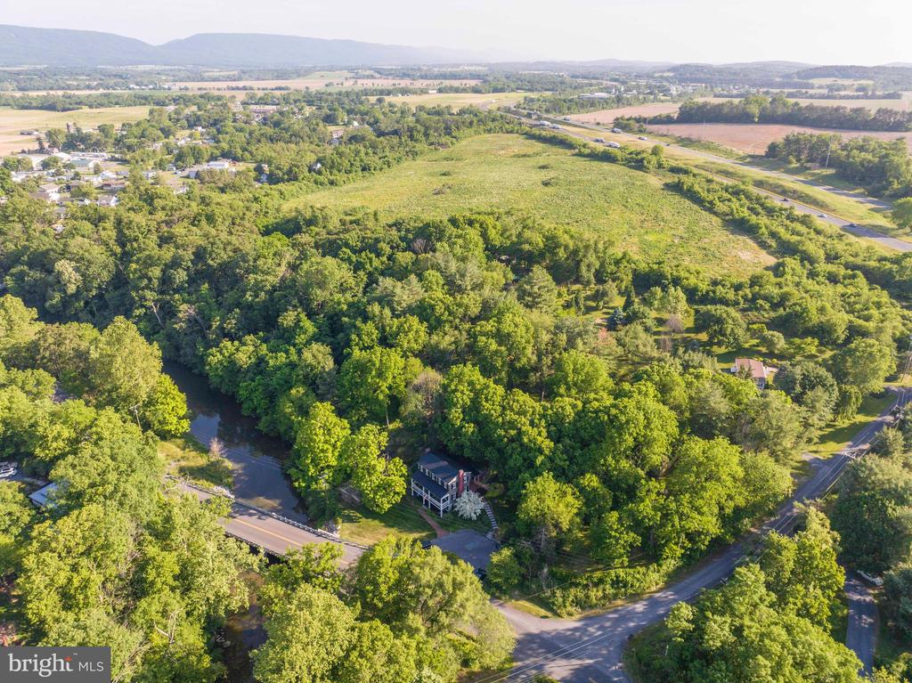 303 Orchard Dr