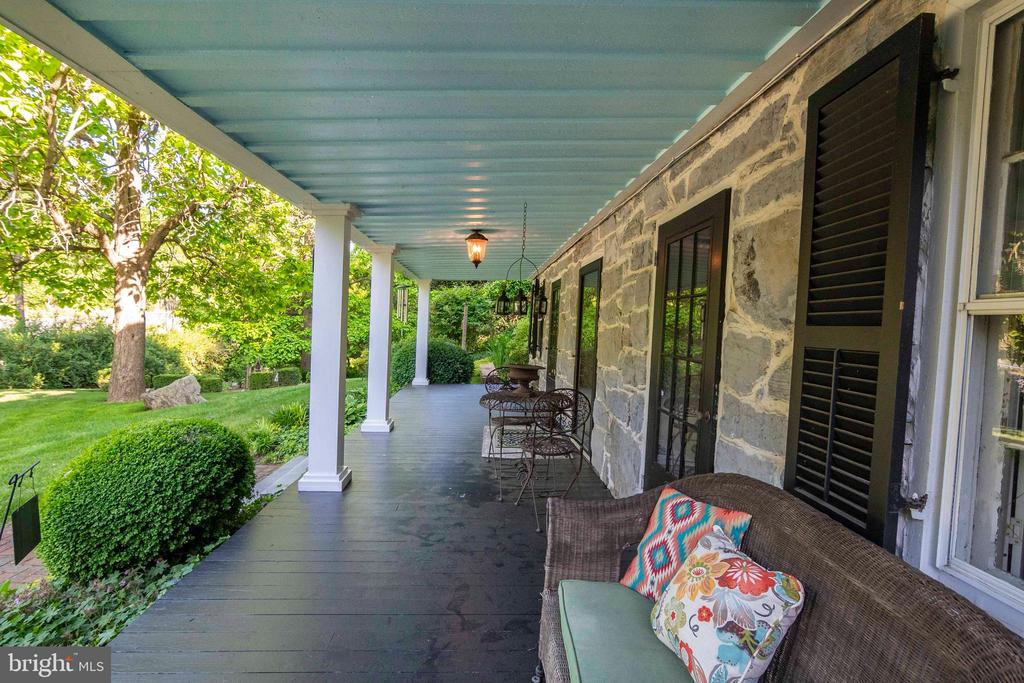 303 Orchard Dr