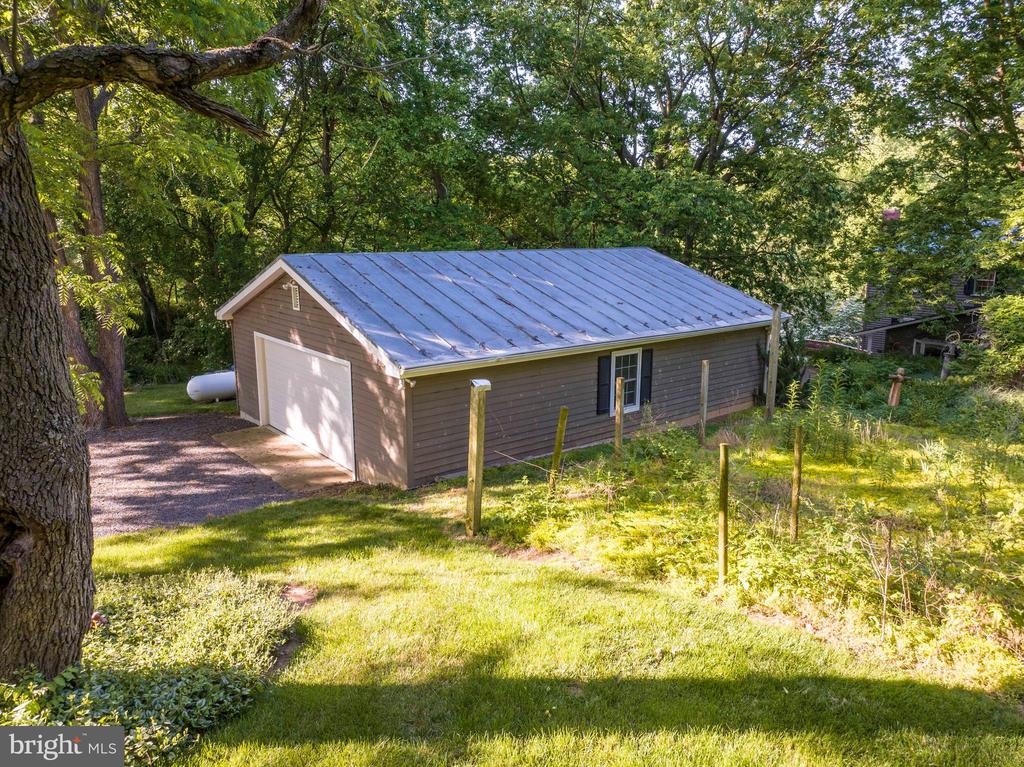 303 Orchard Dr