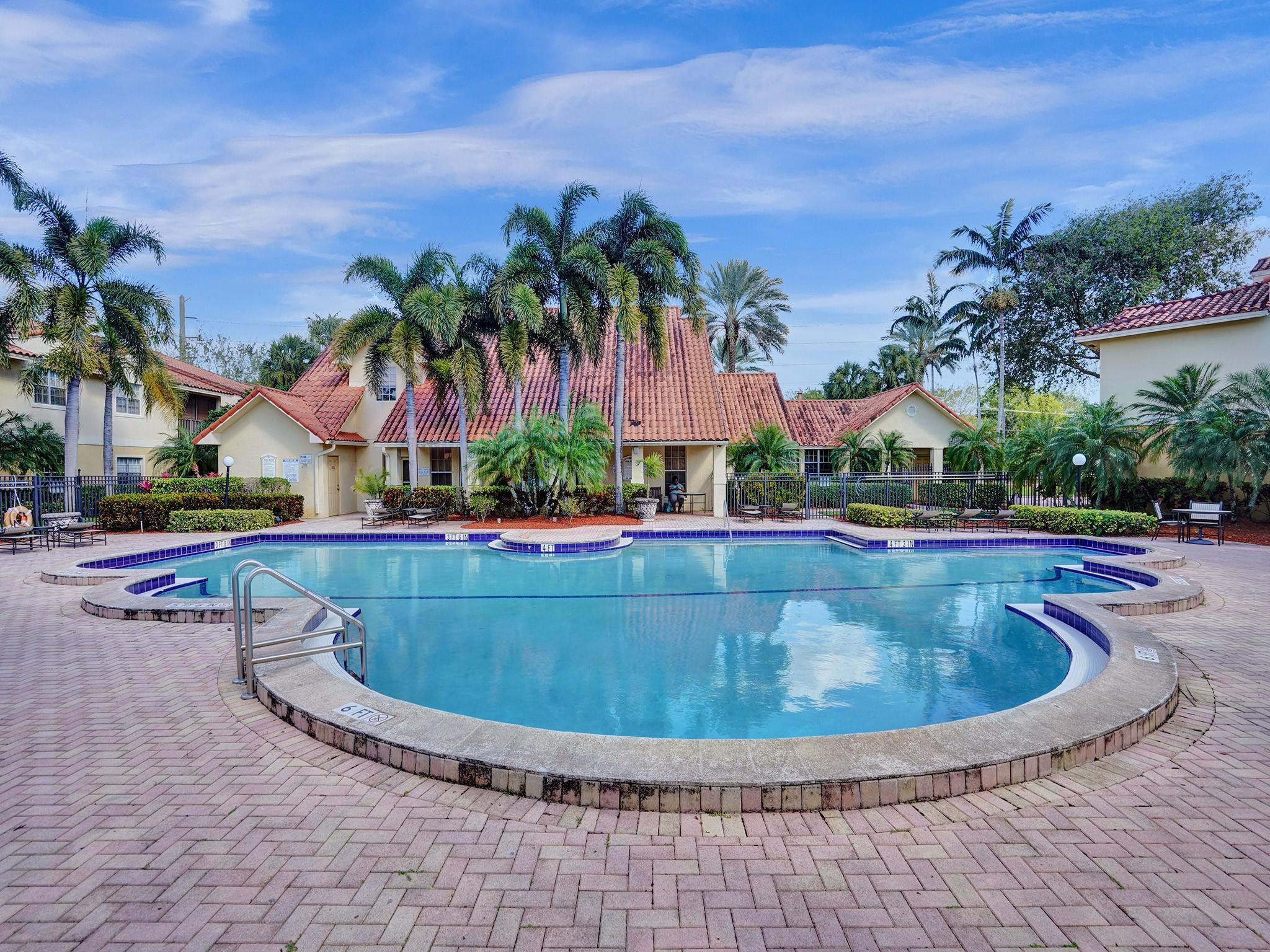 1281 SW 46th Ave 2508