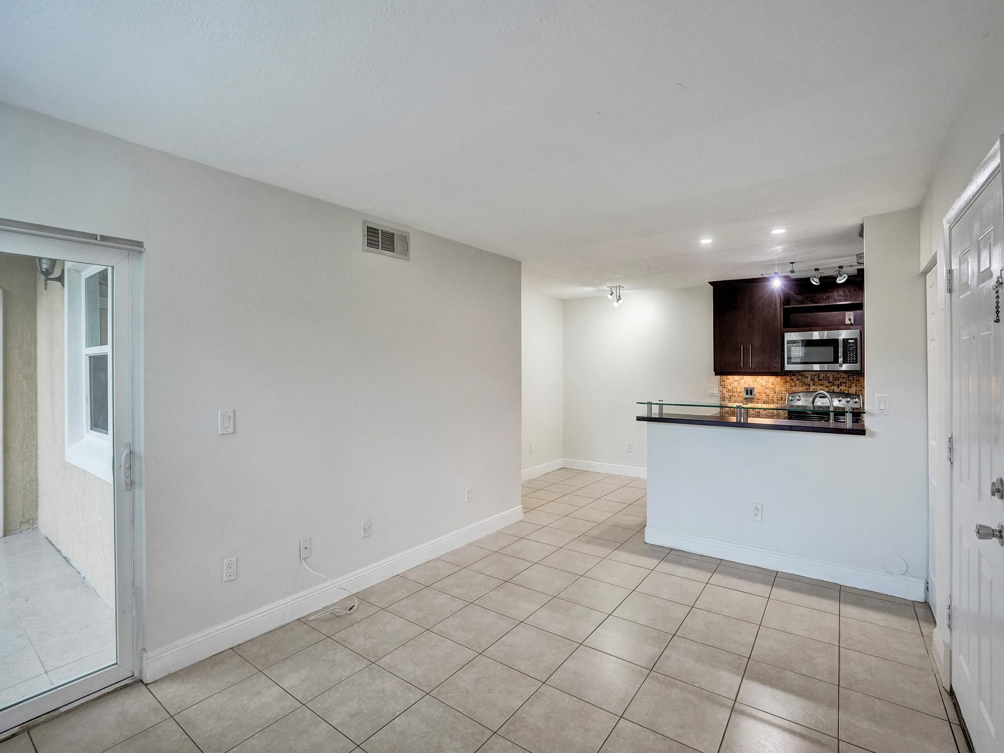 1235 SW 46th Ave 715