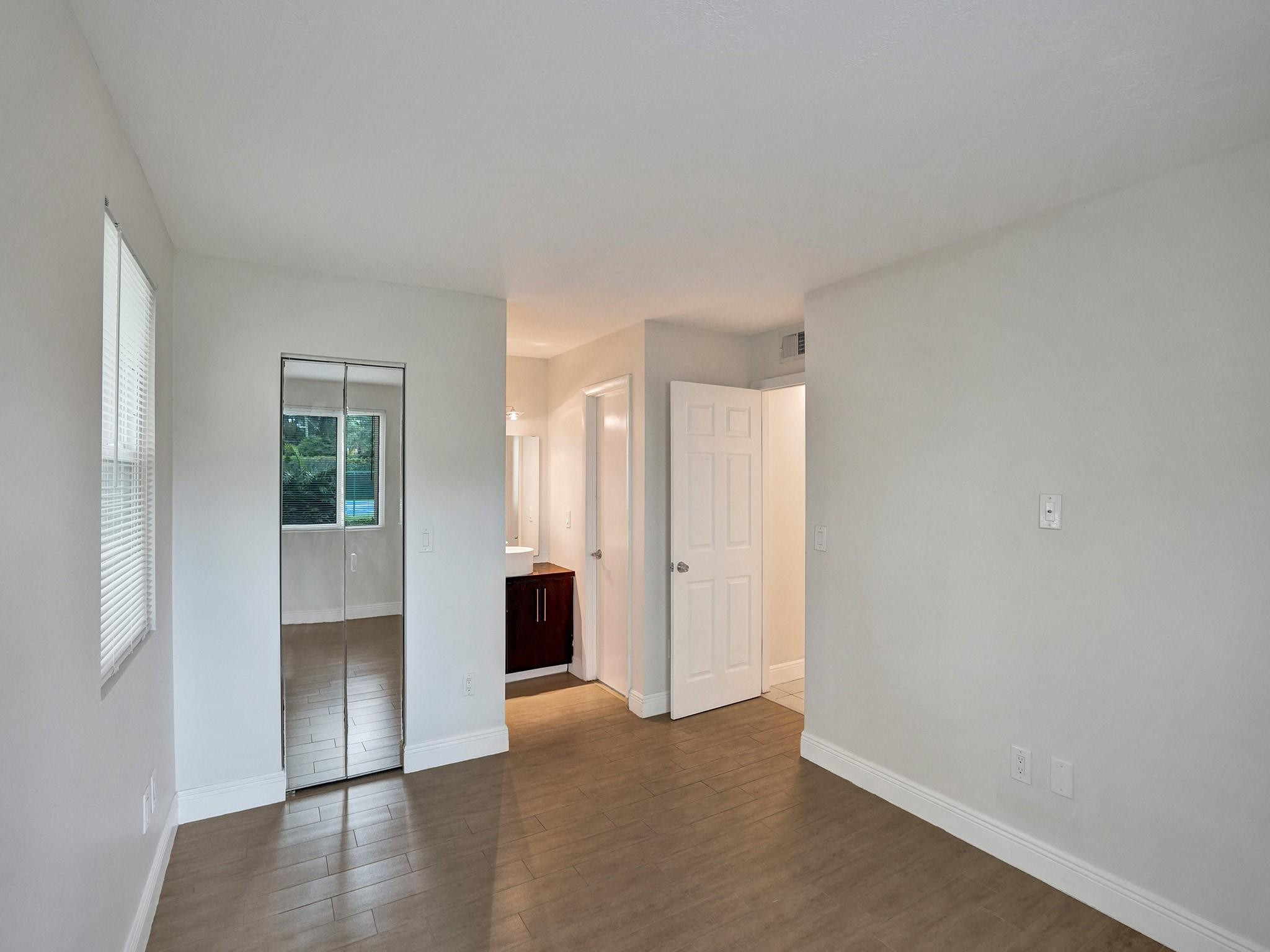 1235 SW 46th Ave 715
