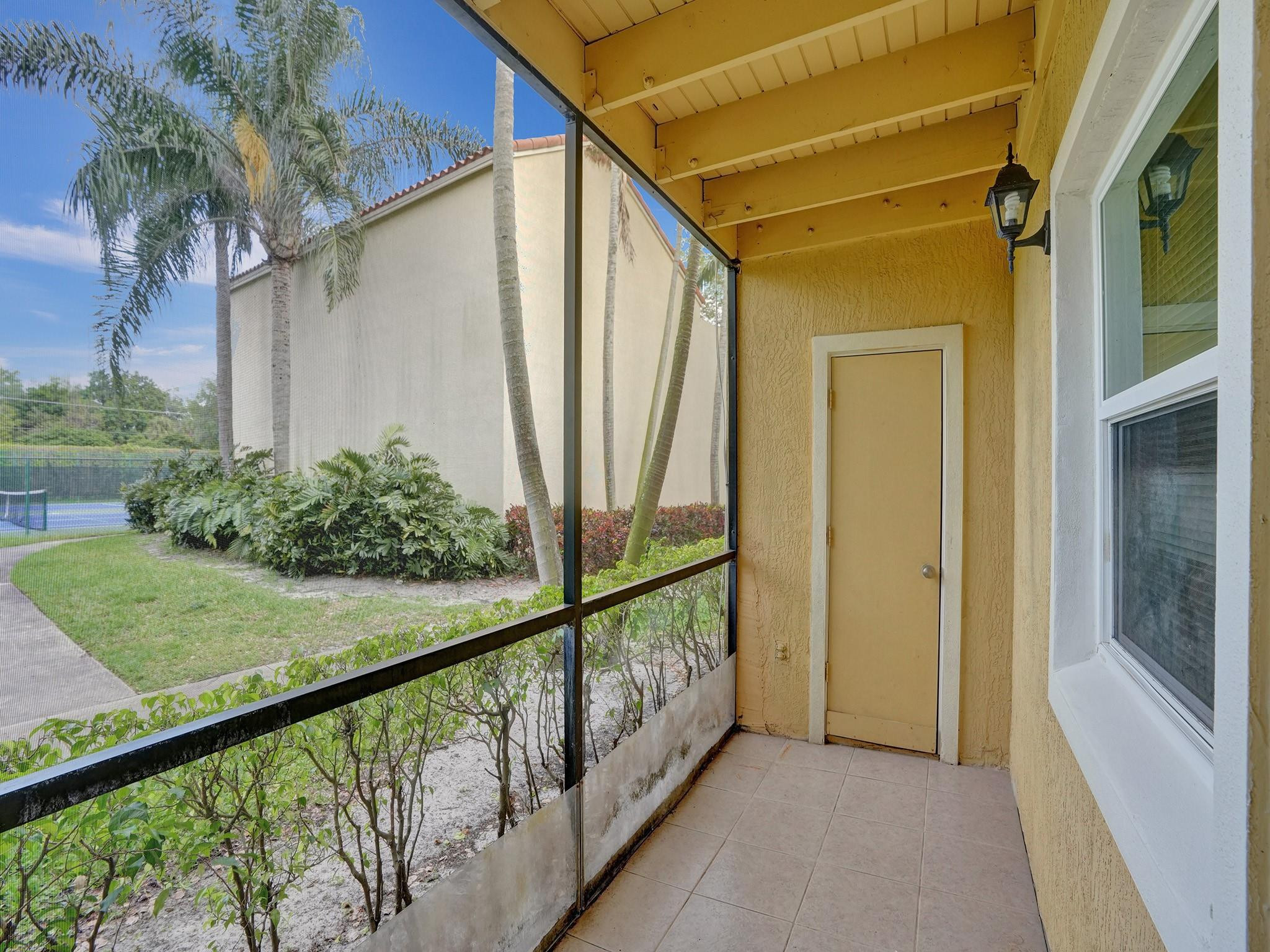 1235 SW 46th Ave 715