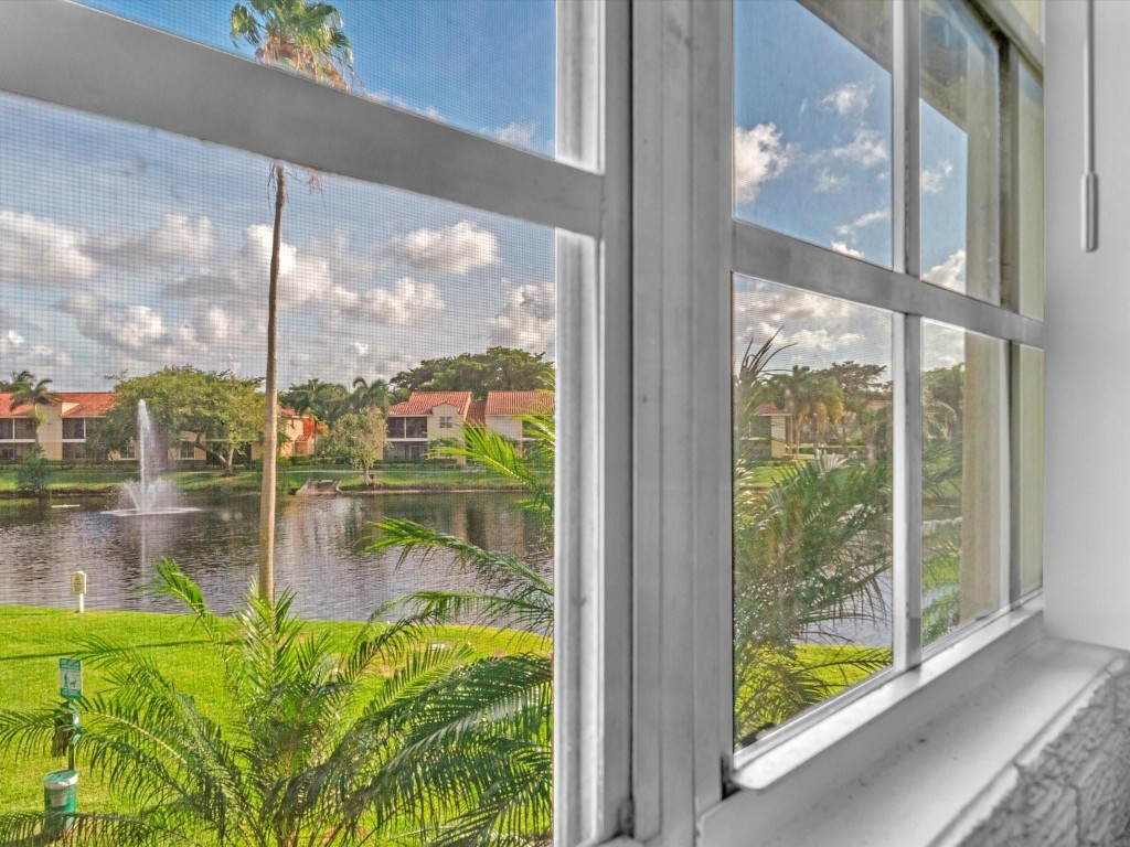 1283 SW 46th Ave 2602