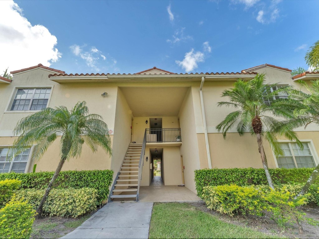 1283 SW 46th Ave 2602