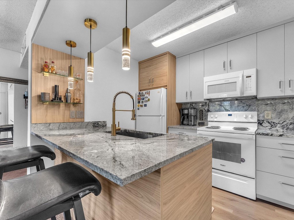 1283 SW 46th Ave 2602