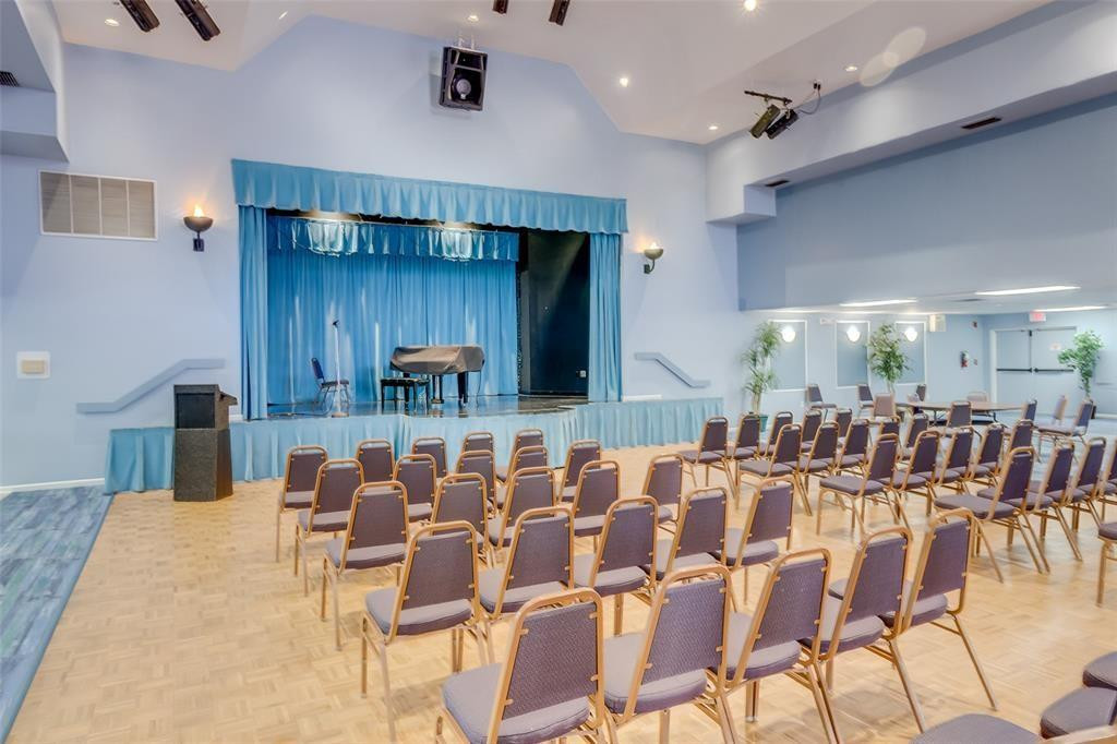 3635 N Carambola Cir 2869