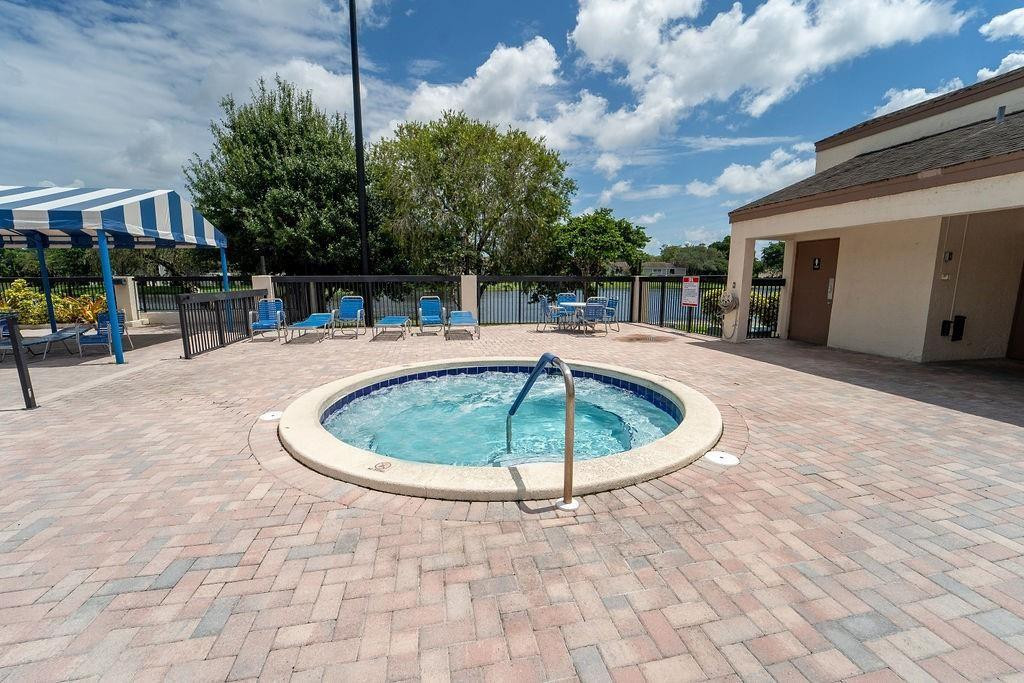 3635 N Carambola Cir 2869
