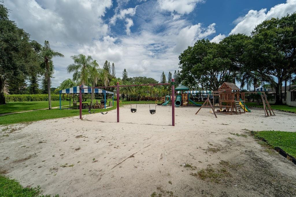 3635 N Carambola Cir 2869