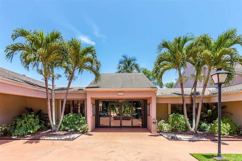 3635 N Carambola Cir 2869