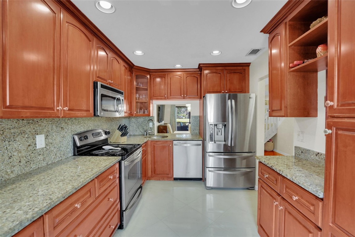 3635 N Carambola Cir 2869