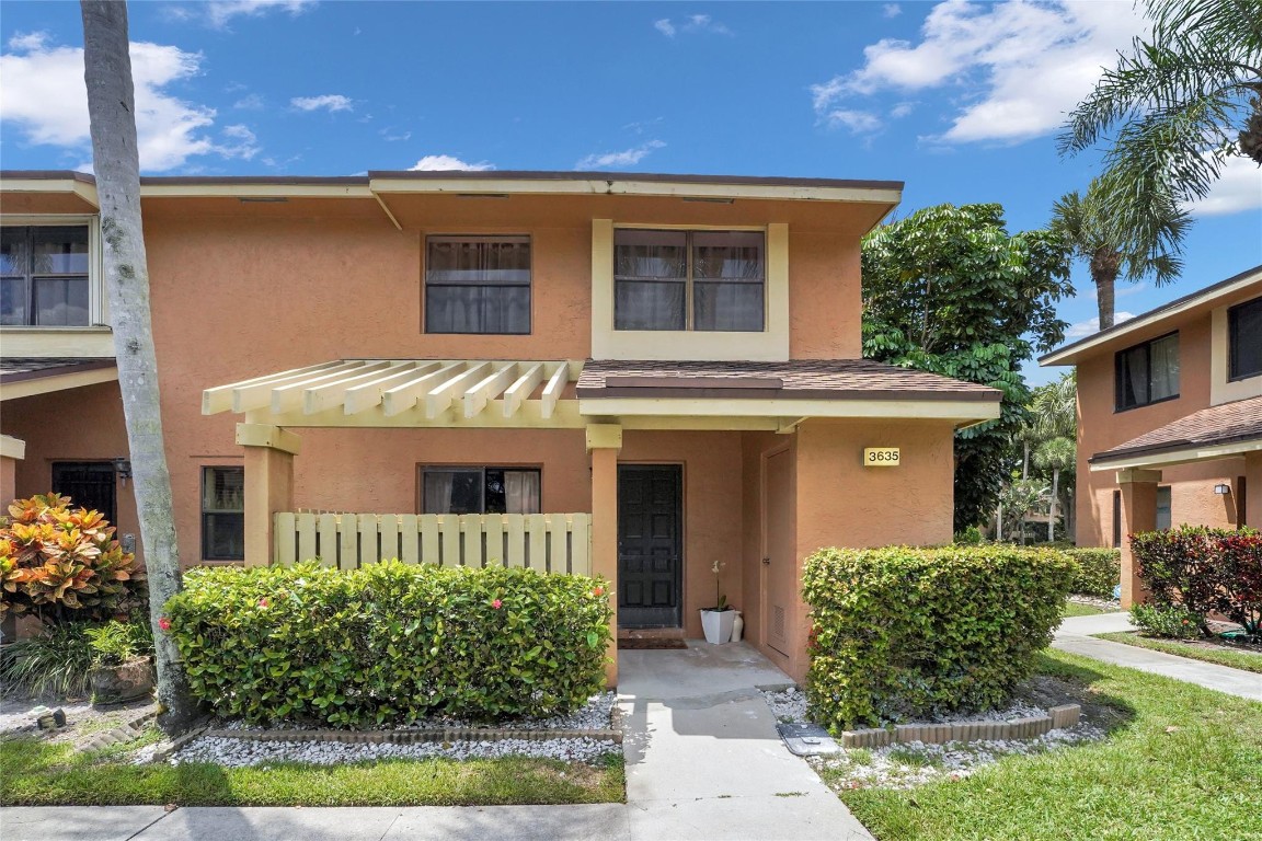 3635 N Carambola Cir 2869