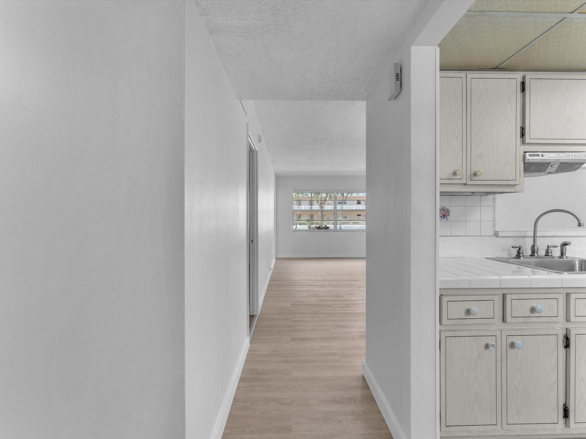 5061 W Oakland Park Blvd F103