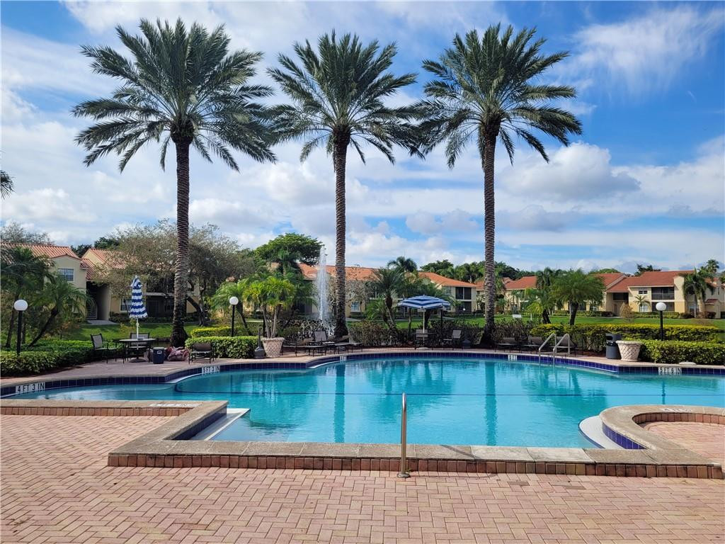 1283 SW 46th Ave 2604