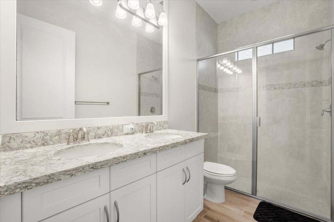 9010 E Watercrest Cir