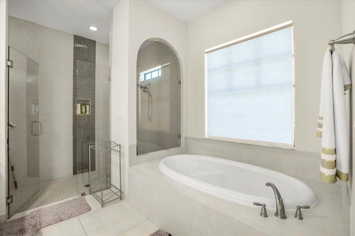 9010 E Watercrest Cir