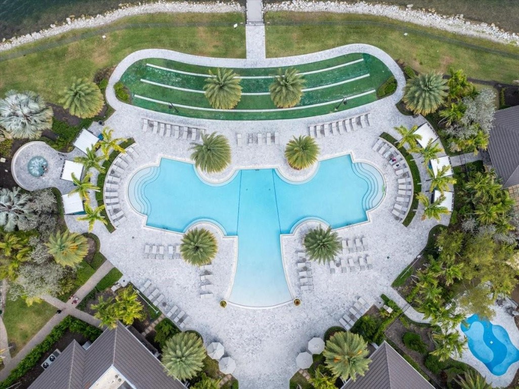 9010 E Watercrest Cir