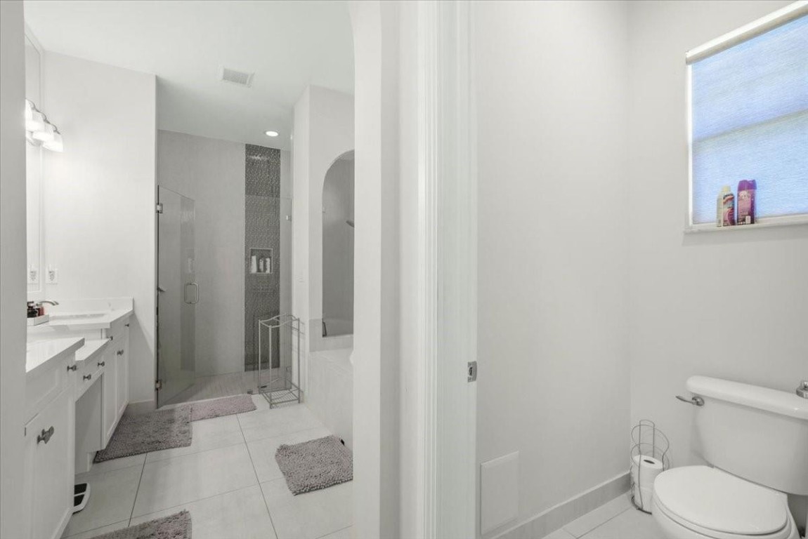 9010 E Watercrest Cir