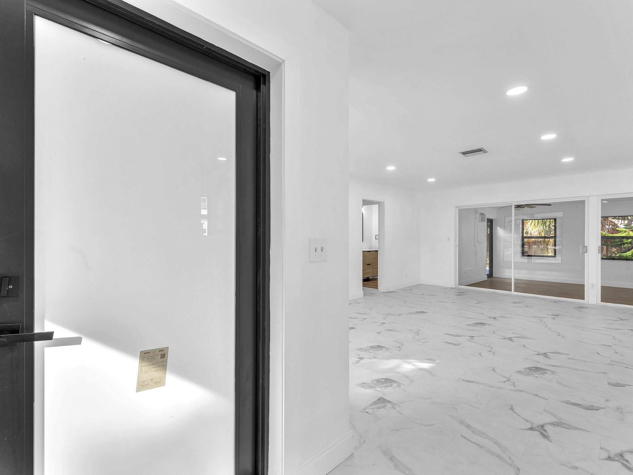 2021 NE 59th Pl
