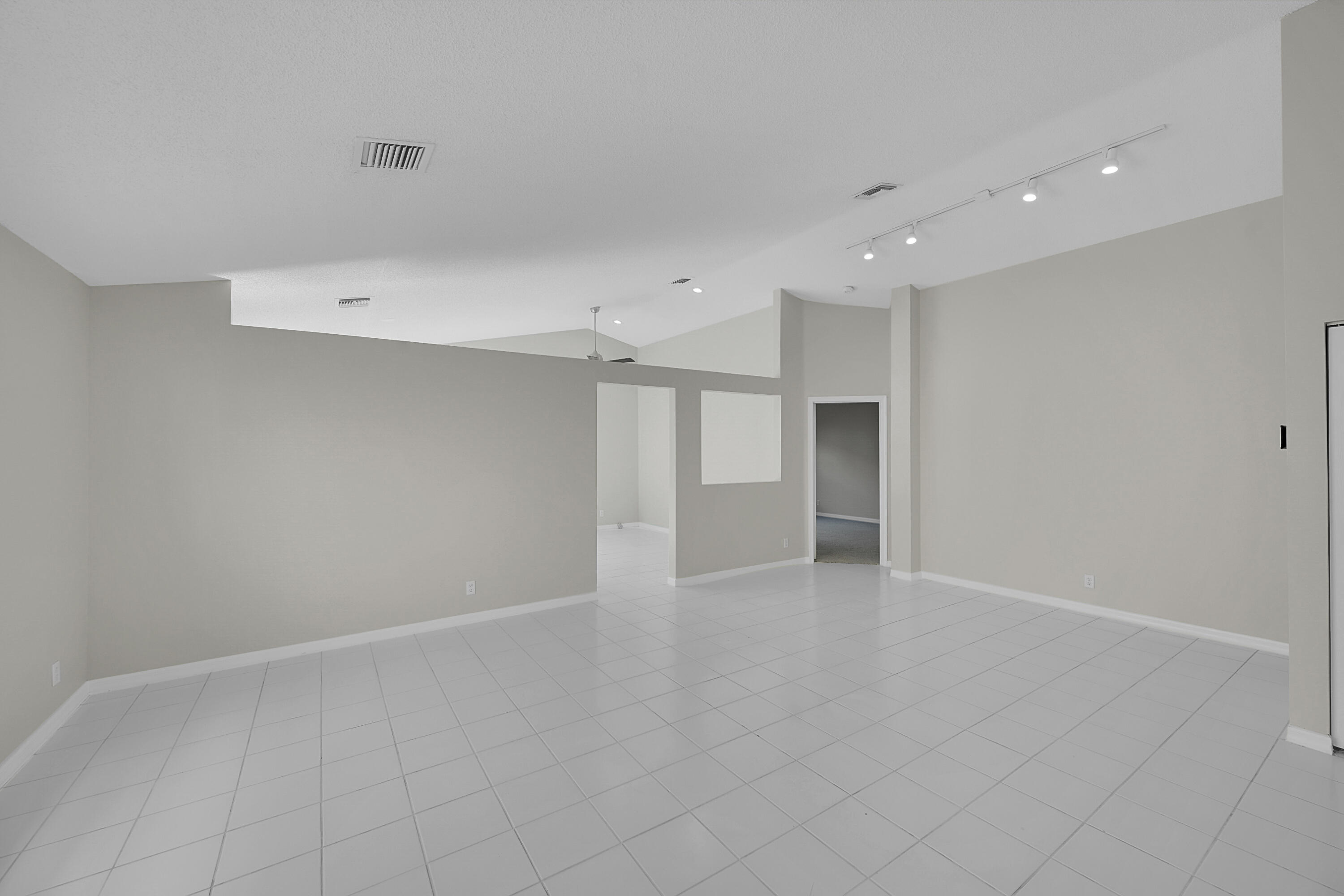 10216 Breezeway Place