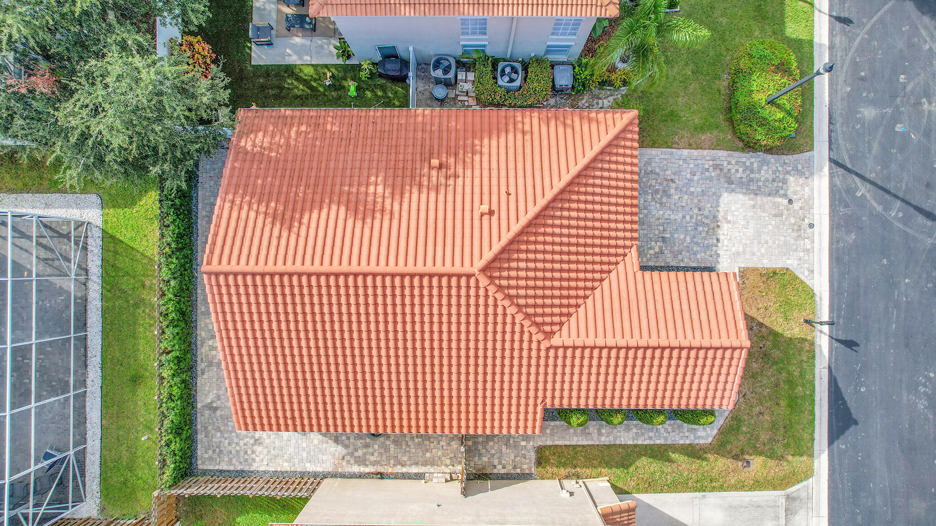 10216 Breezeway Place