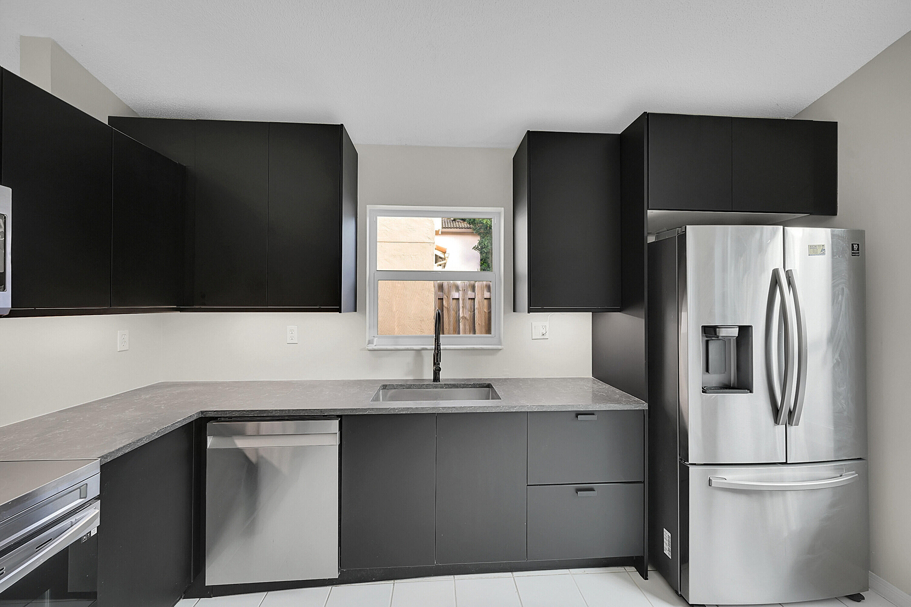 10216 Breezeway Place